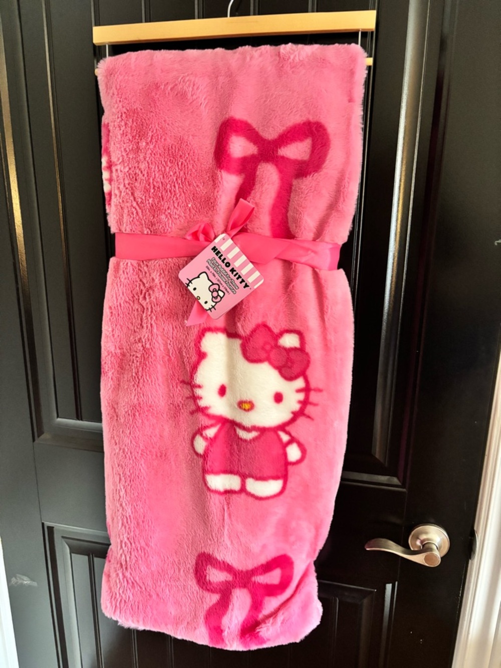Hello Kitty Pink Faux Rabbit Fur Throw Blanket with Bow Accent